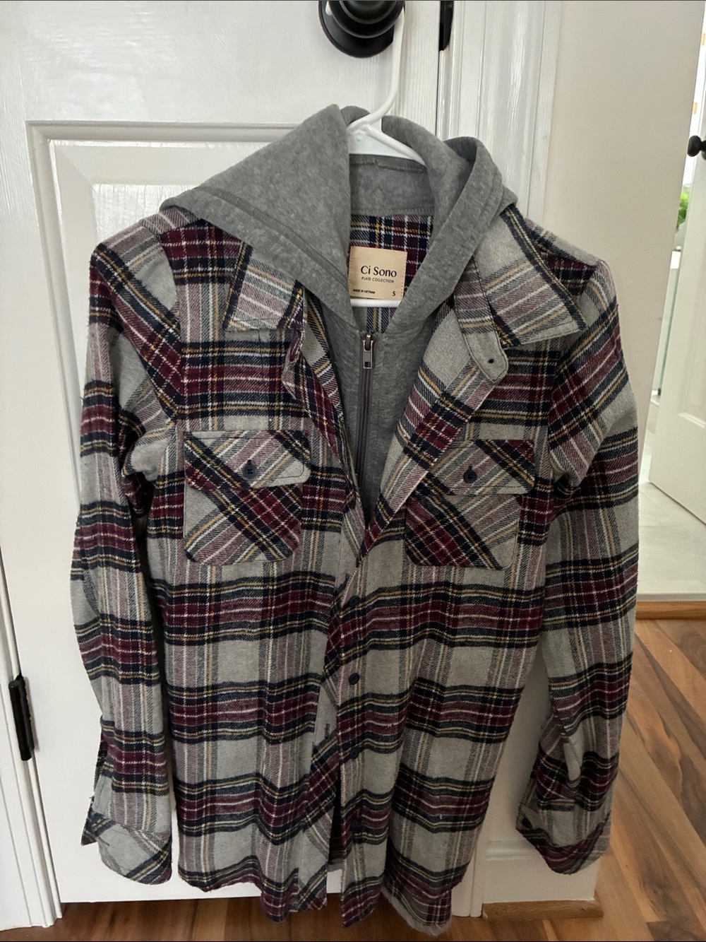 Ci Sono Gray Plaid Hooded Shirt Jacket with Burgundy and Navy Accents